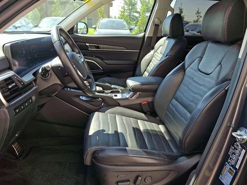 Used 2024 Kia Telluride SX Prestige w/ Towing Package AWD/4WD image 13
