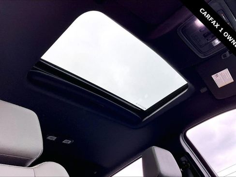 Used 2024 Chevrolet Silverado 1500 ZR2 w/ Technology Package image 28