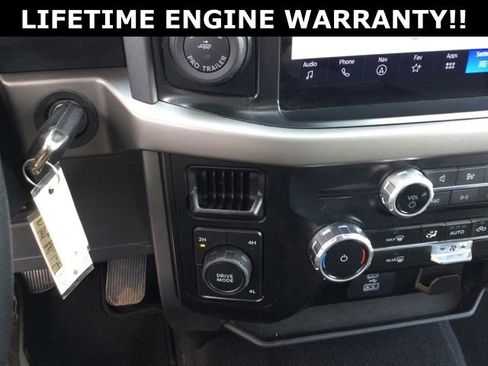 Used 2024 Ford F150 XLT image 19