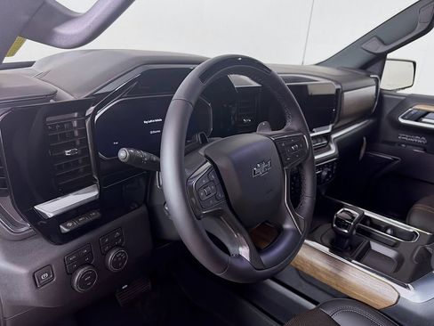 New 2026 Chevrolet Silverado 1500 High Country w/ Midnight Edition AWD/4WD image 9