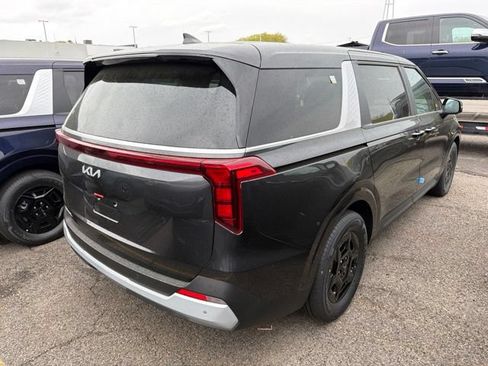 New 2026 Kia Carnival LX FWD image 7