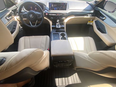 Used 2025 Acura MDX SH-AWD w/ Technology Package image 16