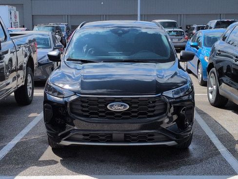 Used 2023 Ford Escape ST-Line w/ Tech Pack #1 image 2