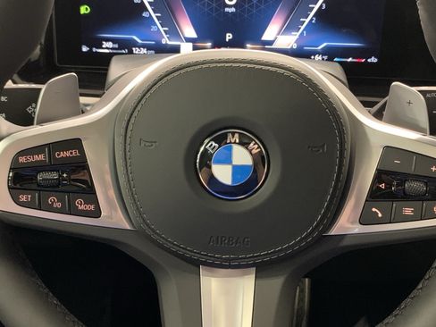 Used 2026 BMW X5 xDrive40i w/ M Sport Package AWD/4WD image 16