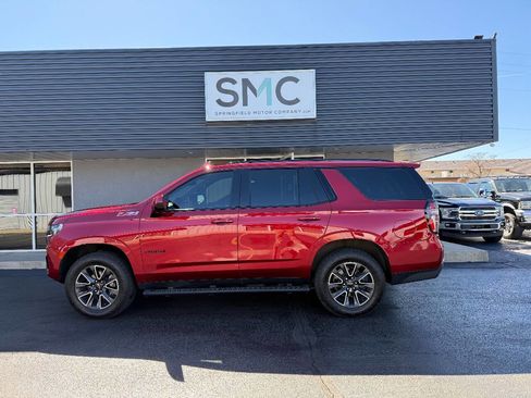 Used 2021 Chevrolet Tahoe Z71 w/ Rear Media and Nav Package image 9