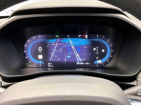 Used 2023 Volvo XC40 B5 Ultimate w/ Climate Package image 22