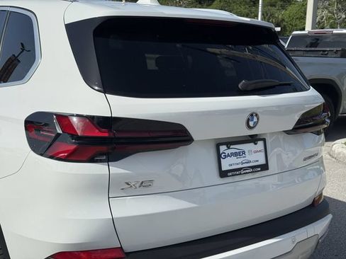 Used 2024 BMW X5 sDrive40i w/ Premium Package RWD image 11