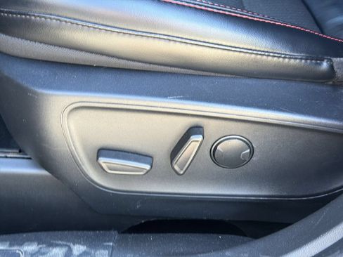 Used 2024 Ford Escape ST-Line AWD/4WD image 12