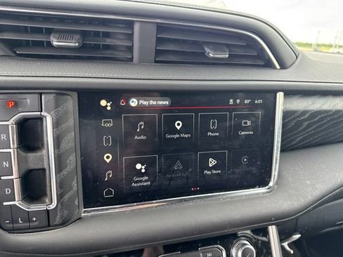 Used 2024 GMC Yukon Denali w/ LPO, Floor Liner Package AWD/4WD image 24