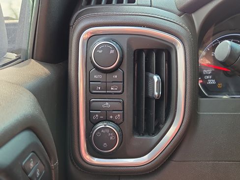 Used 2019 Chevrolet Silverado 1500 LT w/ All-Star Edition image 24