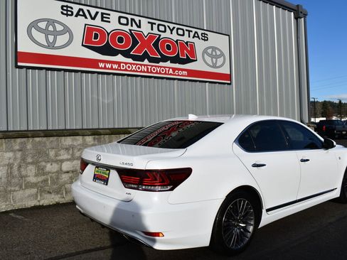 Used 2014 Lexus LS 460 AWD image 5