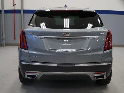 Certified 2024 Cadillac XT5 Premium Luxury w/ LPO, Floor Liner Package AWD/4WD image 5