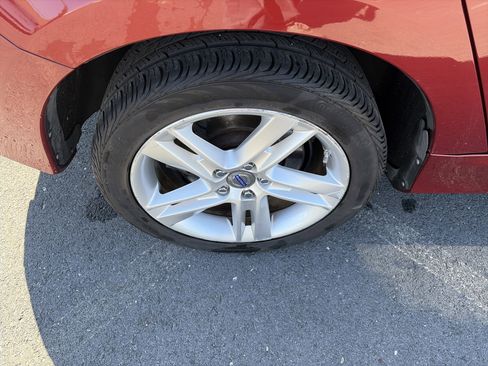 Used 2015 Volvo S60 T5 Platinum image 11