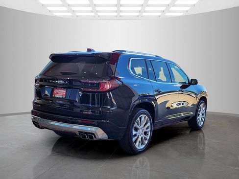 Used 2024 GMC Acadia Denali w/ Super Cruise Package FWD image 5