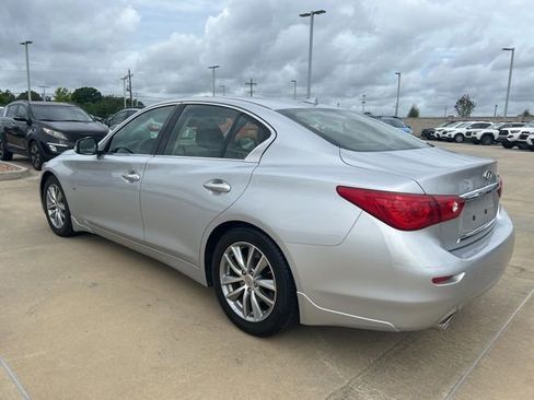 Used 2014 INFINITI Q50 Premium w/ Leather Seating Package RWD image 6