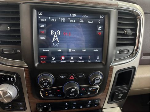 Used 2018 RAM 1500 Laramie w/ Convenience Group AWD/4WD image 42