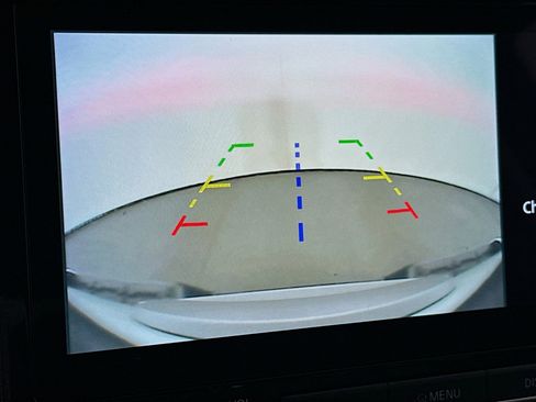 Used 2025 Nissan Frontier SV image 22