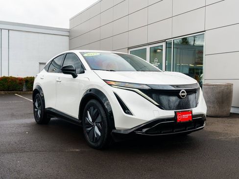 Certified 2023 Nissan Ariya AWD image 29