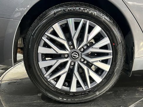 Used 2023 Nissan Altima 2.5 SV FWD image 20
