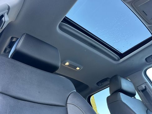 Used 2018 GMC Sierra 2500 SLT w/ Duramax Plus Package image 16