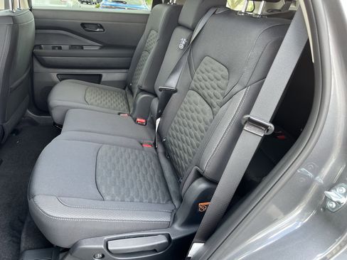 New 2026 Nissan Pathfinder SV AWD/4WD image 18