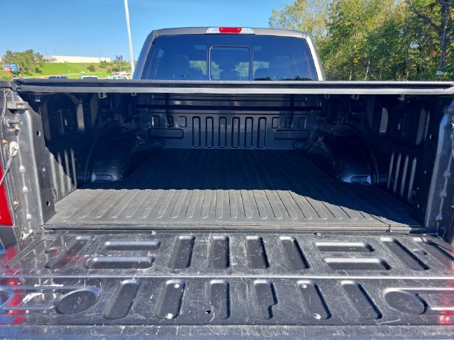 Used 2017 Ford F150 Lariat w/ Equipment Group 502A Luxury AWD/4WD image 33