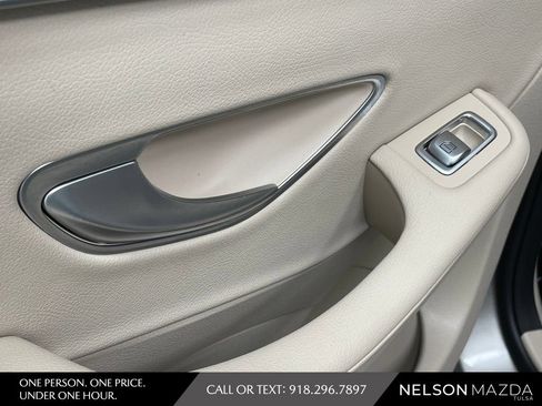 Used 2022 Mercedes-Benz GLC 300 4MATIC image 34