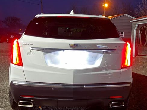 Used 2018 Cadillac XT5 Luxury w/ Driver Awareness Package image 4