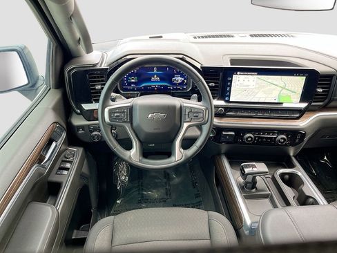 Used 2025 Chevrolet Silverado 1500 LT Trail Boss w/ Protection Package AWD/4WD image 22