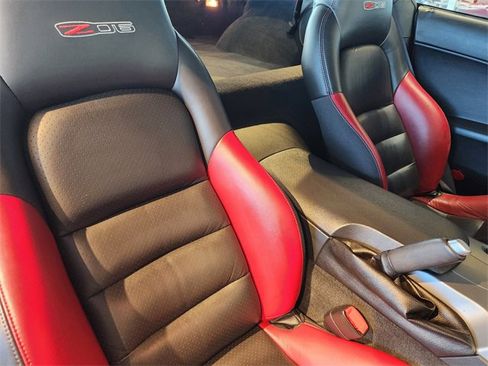 Used 2006 Chevrolet Corvette Z06 w/ Preferred Equipment Group image 16