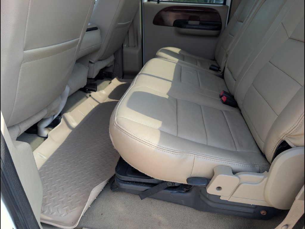 Used 2005 Ford F250 XL AWD/4WD image 13