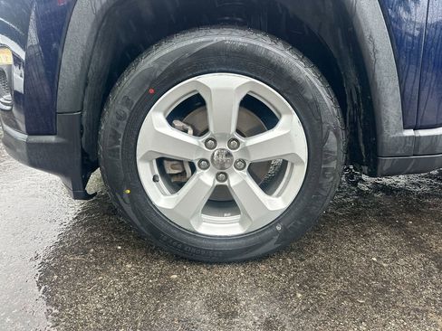 Used 2018 Jeep Compass Latitude w/ Popular Equipment Group image 36