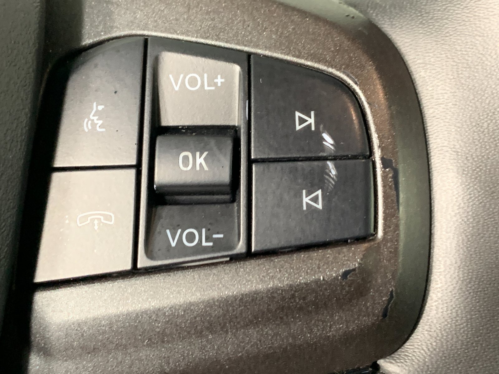 Used 2021 Ford Mustang Mach-E Select RWD image 19