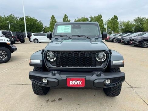 New 2026 Jeep Gladiator Sport AWD/4WD image 2