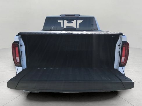 Certified 2022 GMC Sierra 1500 AT4 w/ AT4 Preferred Package AWD/4WD image 32
