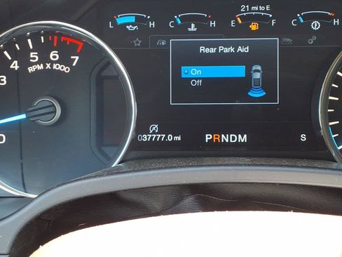 Used 2018 Ford F150 Lariat w/ Equipment Group 502A Luxury AWD/4WD image 14