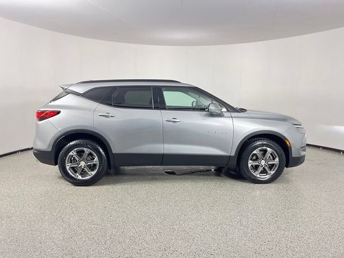 Used 2023 Chevrolet Blazer LT w/ Convenience Package FWD image 8