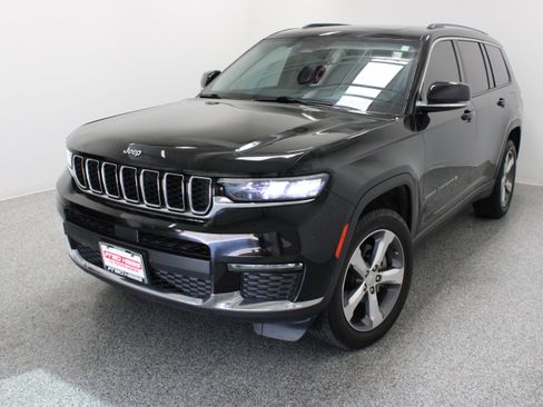 Used 2021 Jeep Grand Cherokee L Limited RWD image 2
