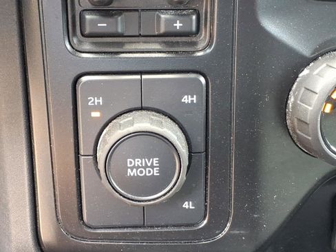 Used 2025 Ford F250 XLT AWD/4WD image 5