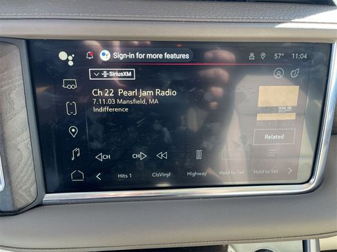 Certified 2024 GMC Yukon Denali image 13