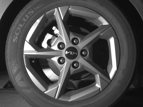 Used 2025 Kia K4 LXS image 15