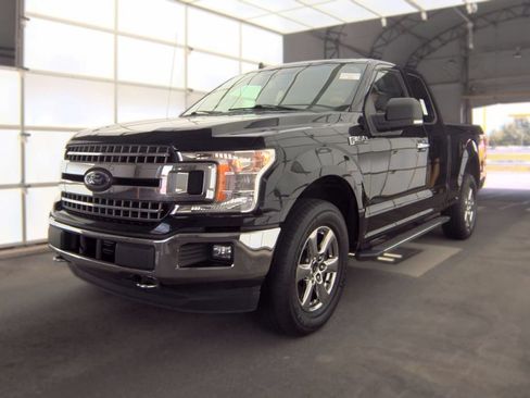 Used 2019 Ford F150 XLT w/ Equipment Group 302A Luxury AWD/4WD image 2
