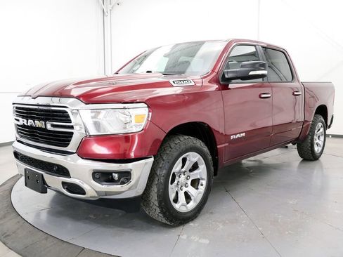 Used 2019 RAM 1500 Big Horn AWD/4WD image 3