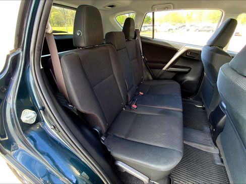 Used 2018 Toyota RAV4 LE w/ All Weather Liner Package image 22
