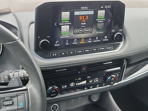 Certified 2022 Nissan Rogue SL w/ SL Premium Package FWD image 32