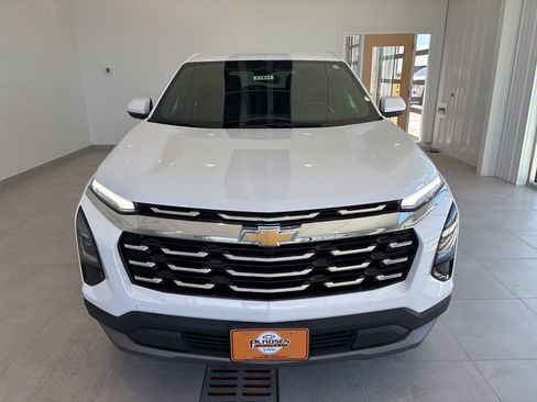 Used 2025 Chevrolet Equinox LT AWD/4WD image 7