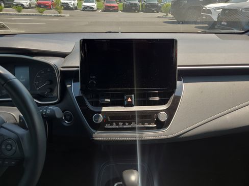 Used 2025 Toyota Corolla SE FWD image 20
