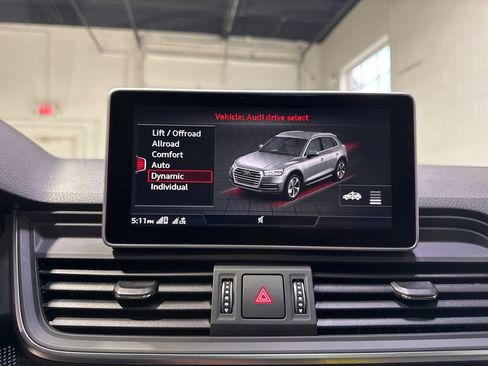 Used 2018 Audi SQ5 Prestige w/ Prestige Package image 31