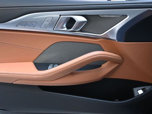 Used 2025 BMW M850i xDrive M850i image 26