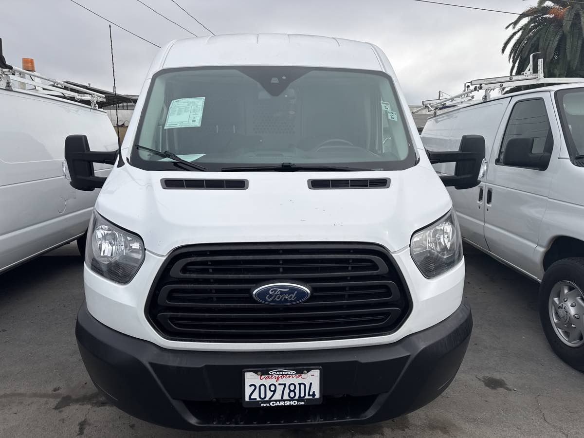 Used 2019 Ford Transit 250 130 Medium Roof RWD image 2